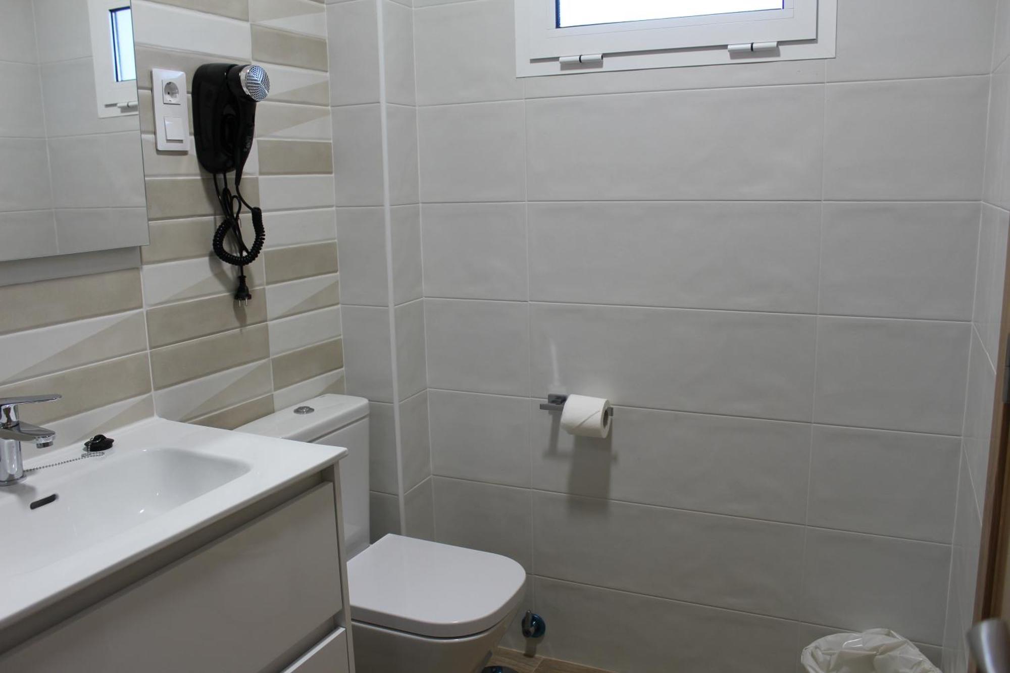 Pensión Albergue O Pedregal Lourenza Exterior foto